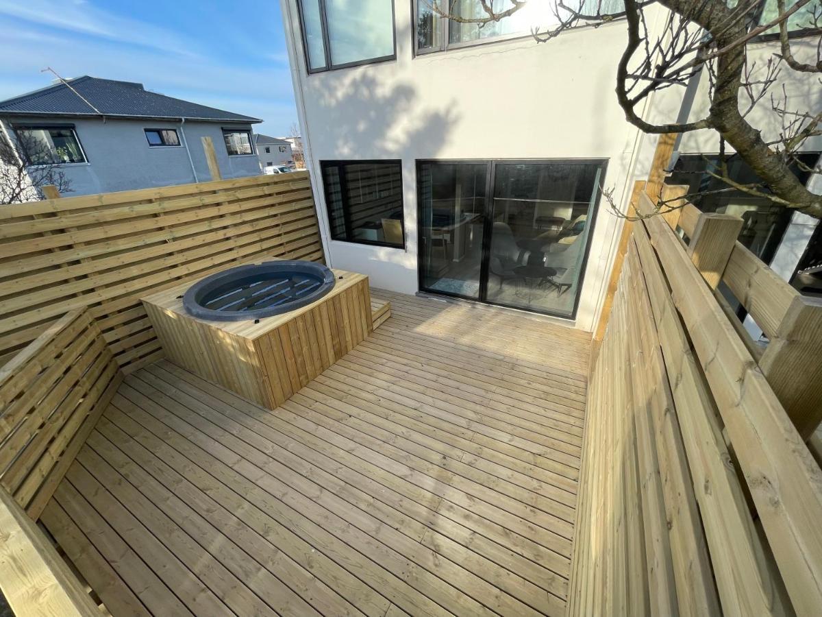 Keflavik Apartments 101 Екстериор снимка